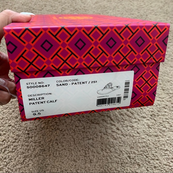 NEW 10.5 Tory Burch Miller Patent Leather Sand - Picture 11 of 11